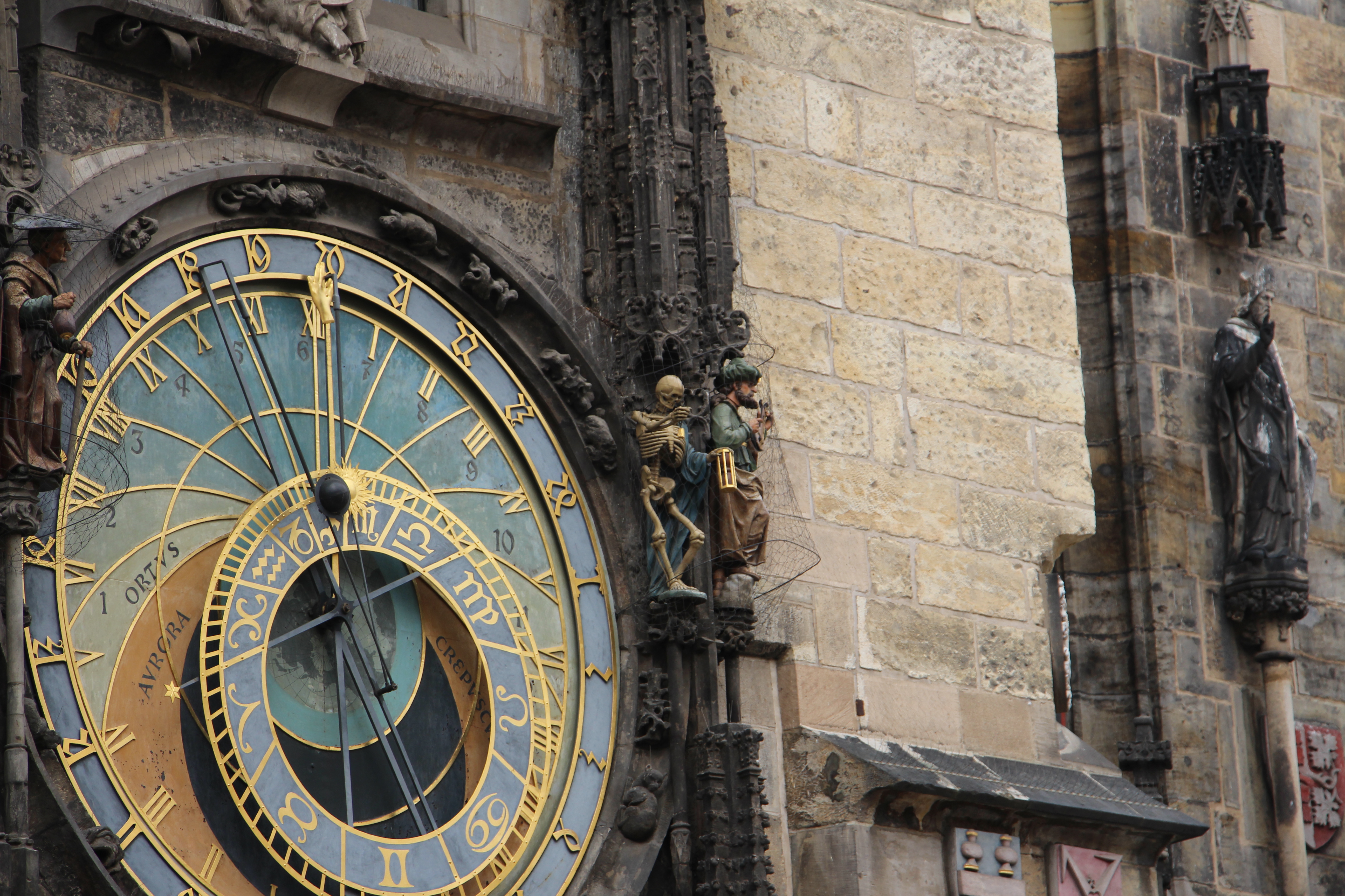 prague astronomical clock
