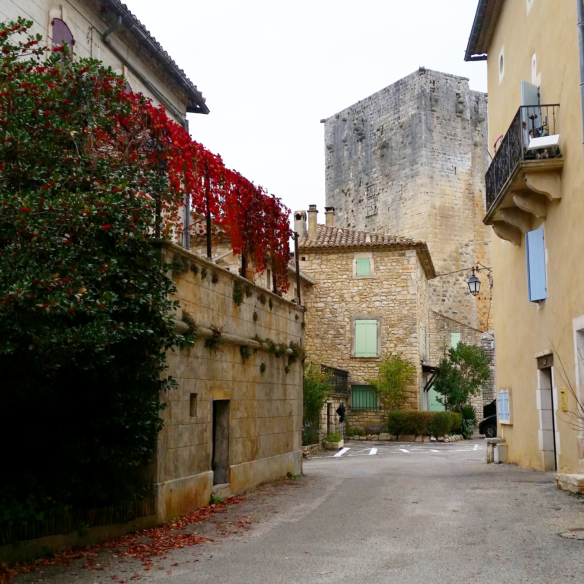 montclus - south of france photos